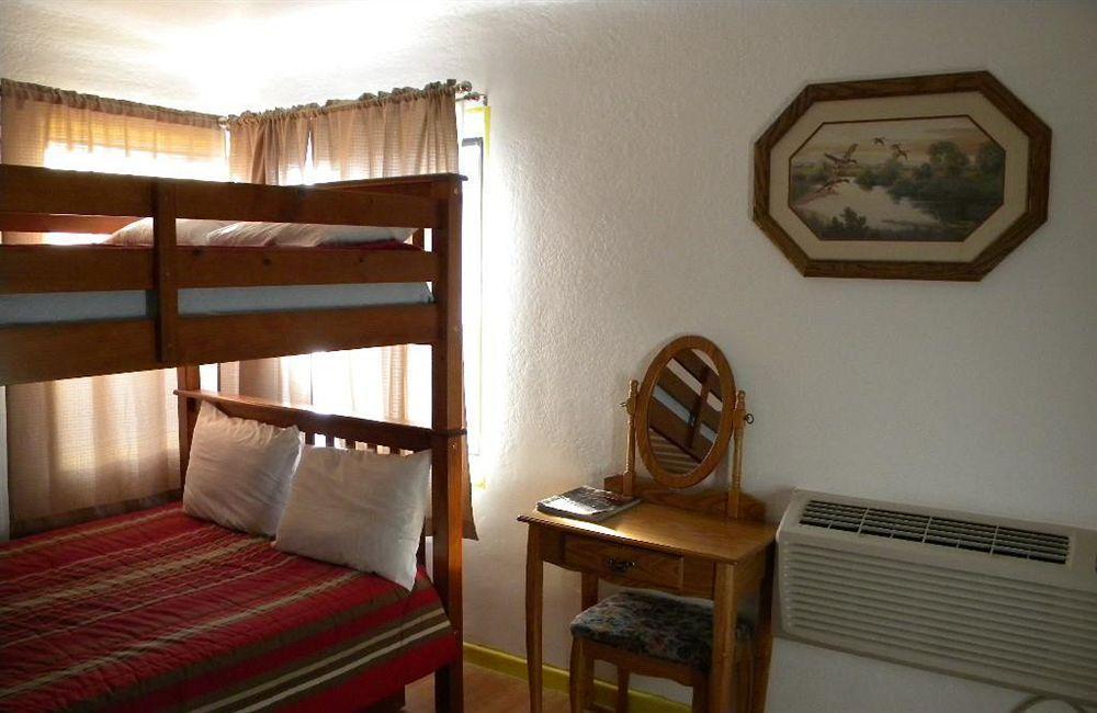 Grand Motel Вильямс Экстерьер фото
